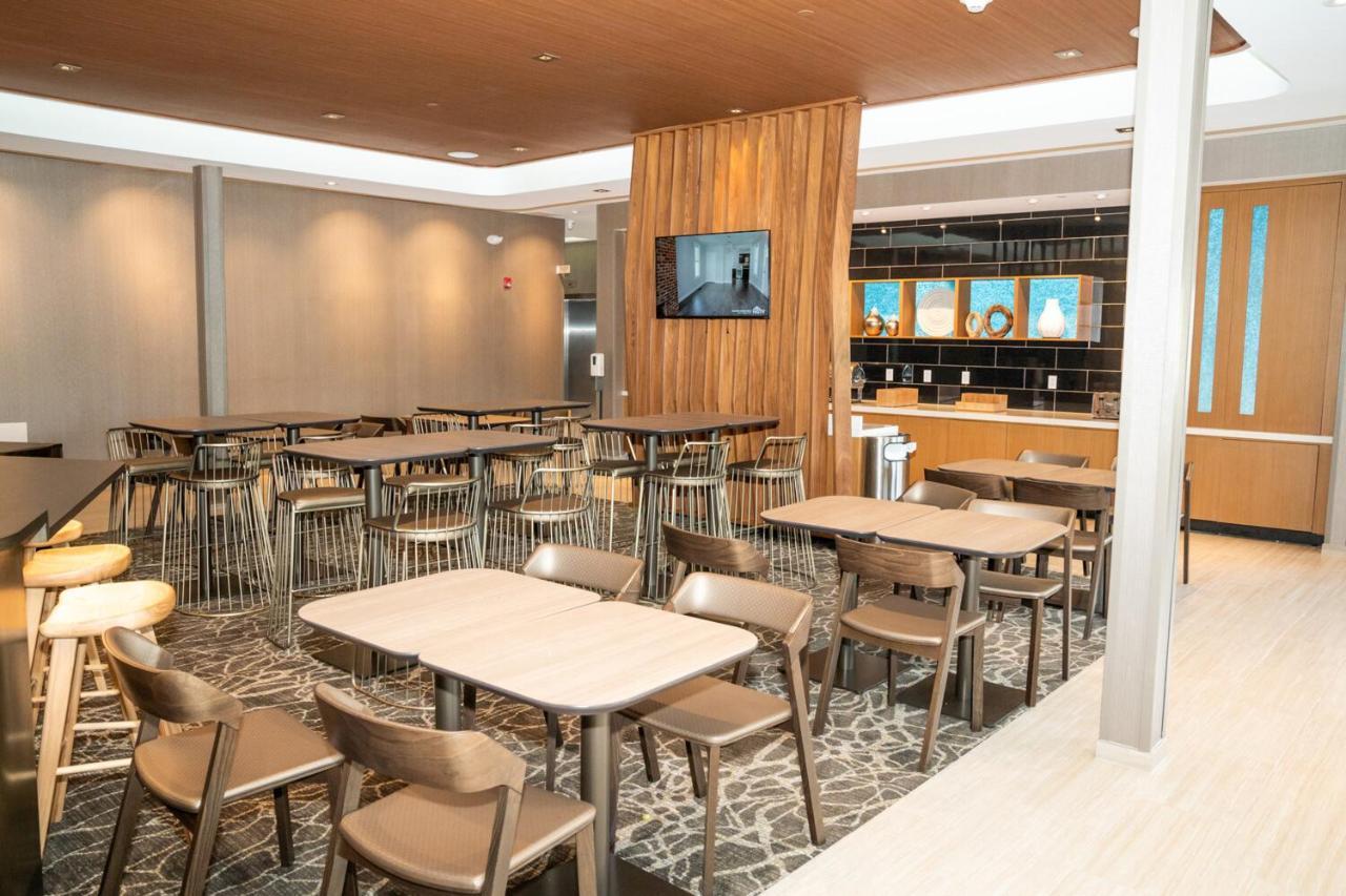 Springhill Suites By Marriott Woodbridge Dış mekan fotoğraf