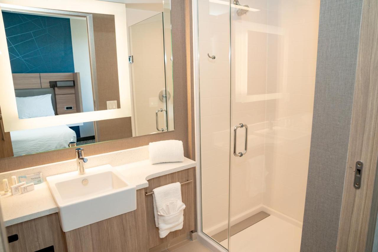 Springhill Suites By Marriott Woodbridge Dış mekan fotoğraf