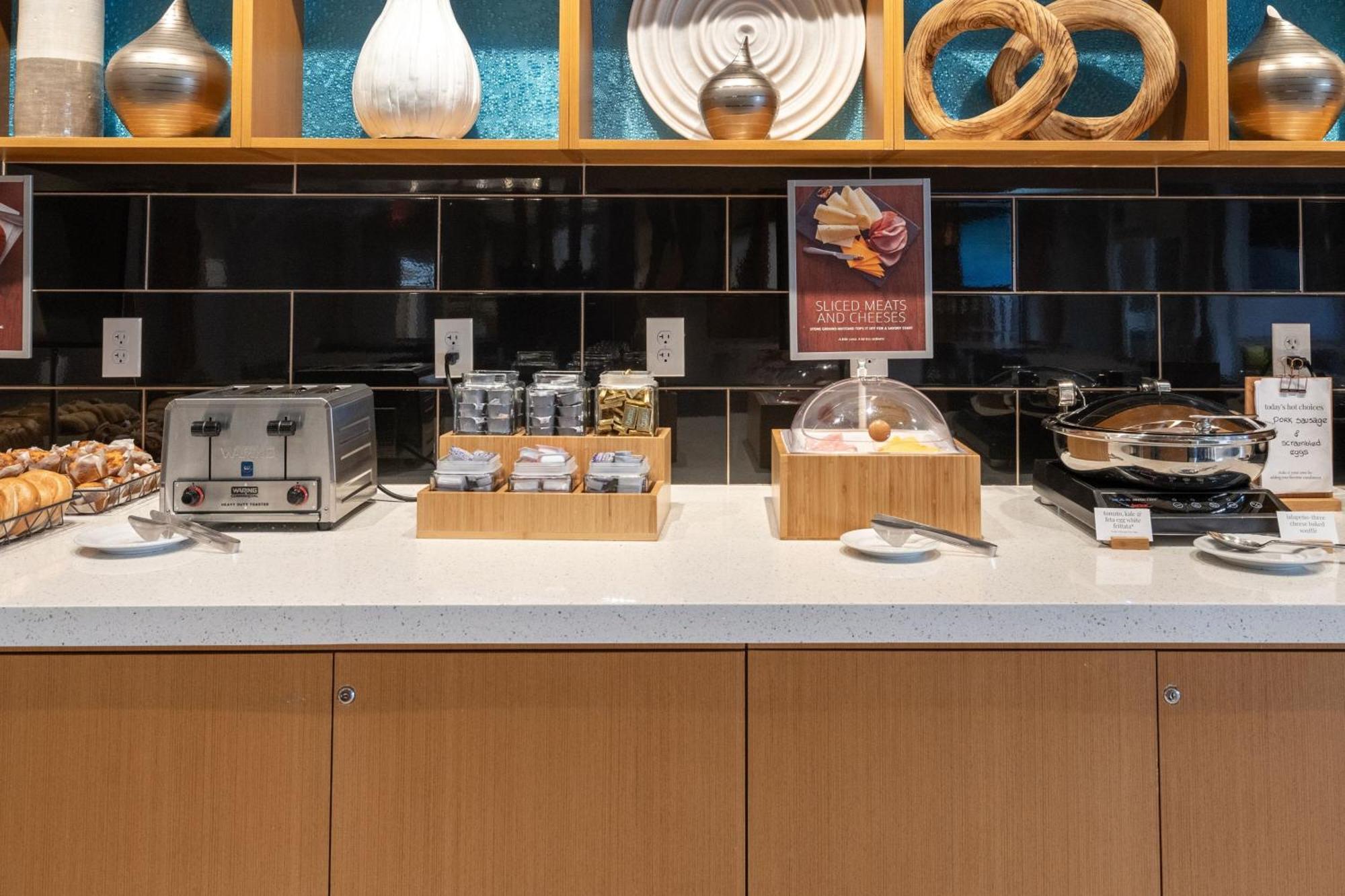 Springhill Suites By Marriott Woodbridge Dış mekan fotoğraf